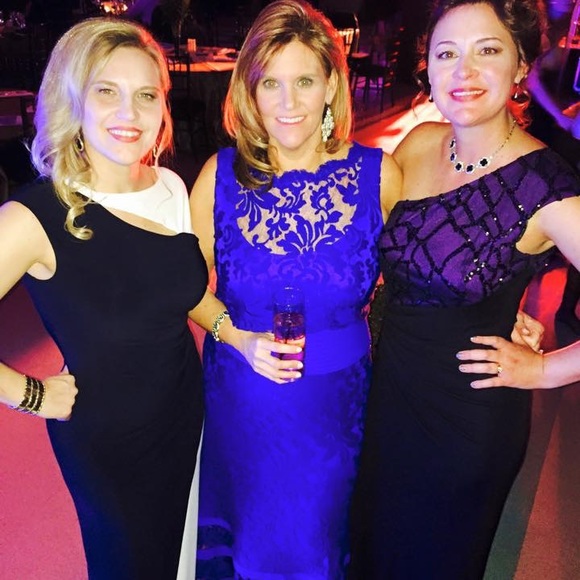 Formal Evening Gown - Picture 1 of 4